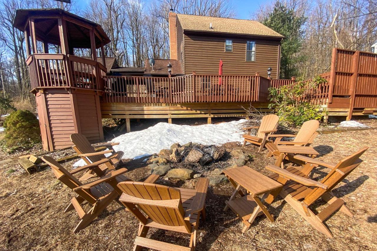 Modern Mountain Retreat With Deck And Hot Tub! Villa Chester Gap Exterior foto